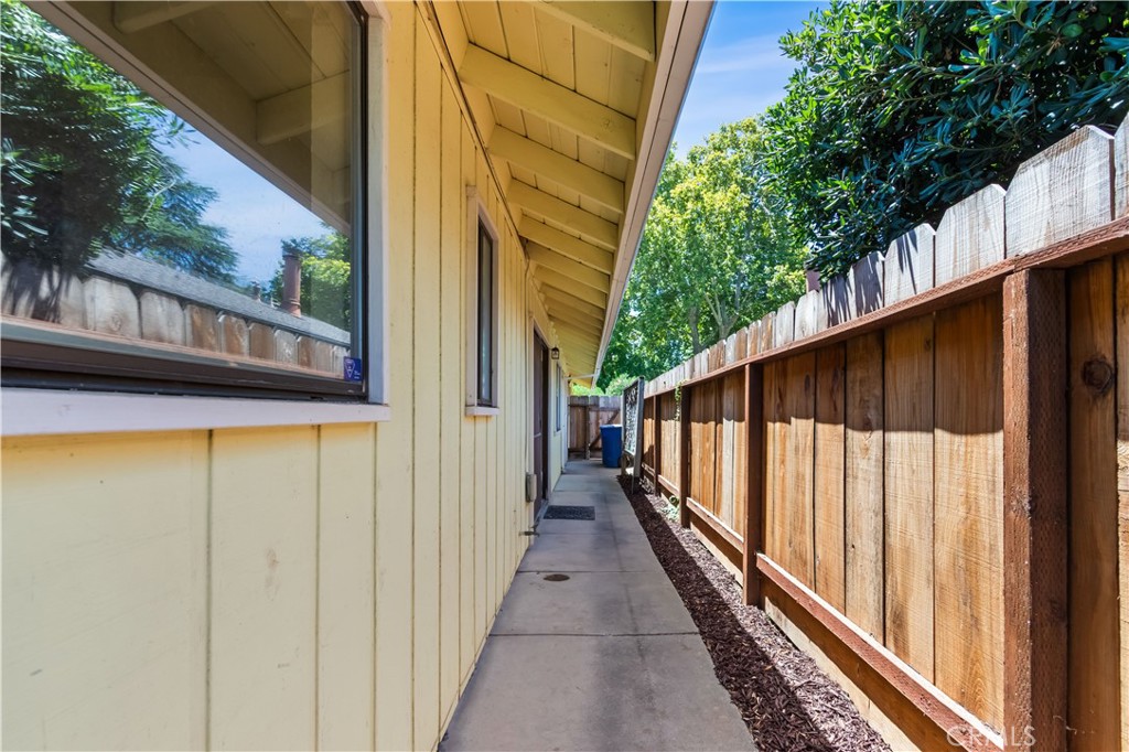 59 W 27th, Merced, CA 95340
