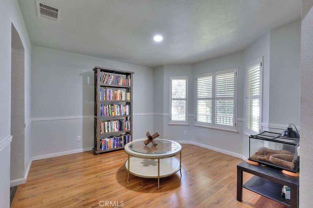 5659 W Menlo, Fresno, CA 93722