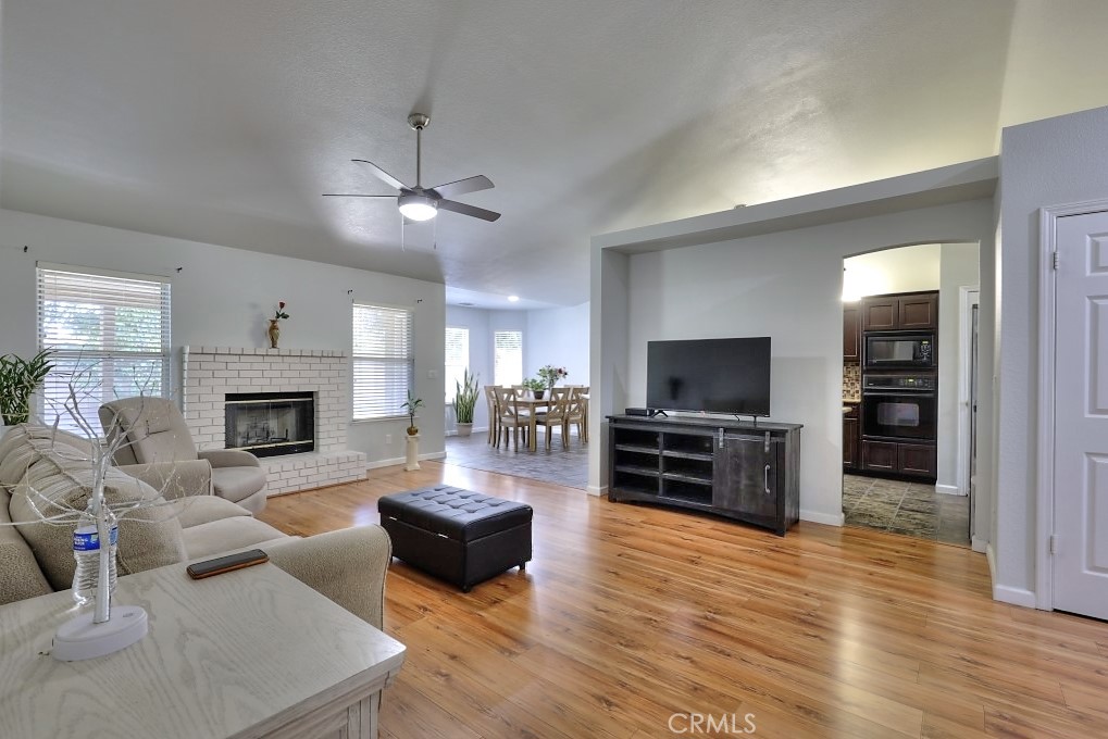 5659 W Menlo, Fresno, CA 93722