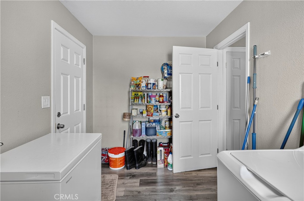 1565 E Santa Fe, Merced, CA 95340
