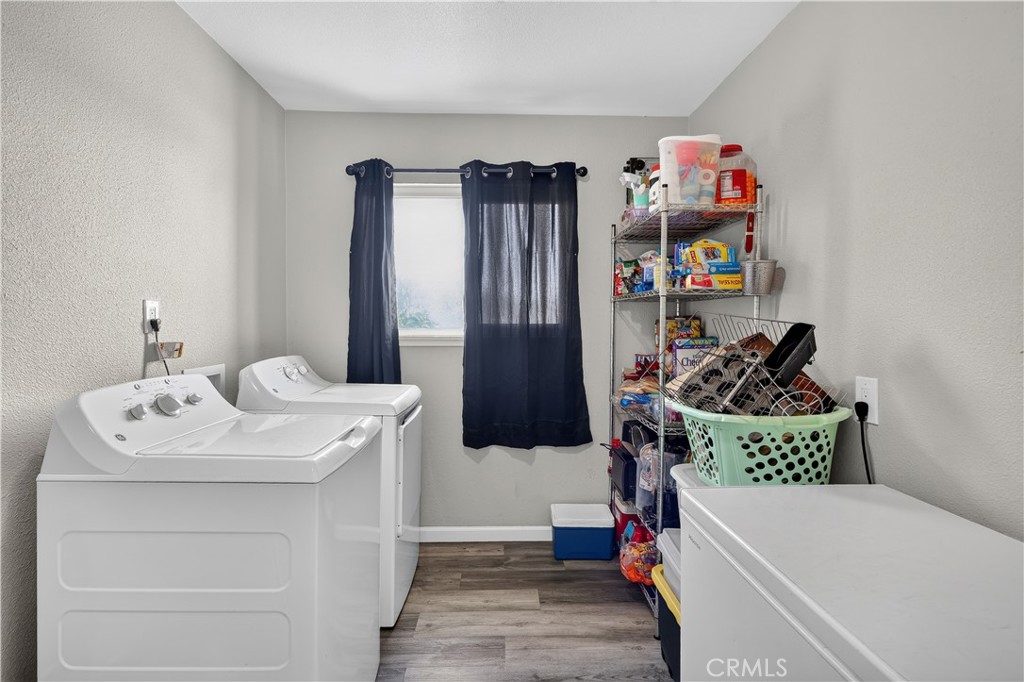 1565 E Santa Fe, Merced, CA 95340