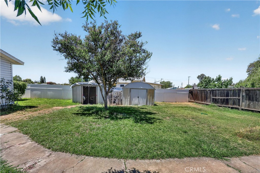 1565 E Santa Fe, Merced, CA 95340