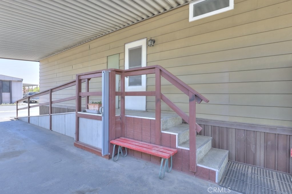 3418 N Waring Way, Denair, CA 95316