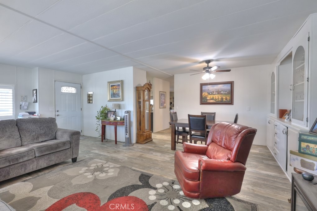 3418 N Waring Way, Denair, CA 95316