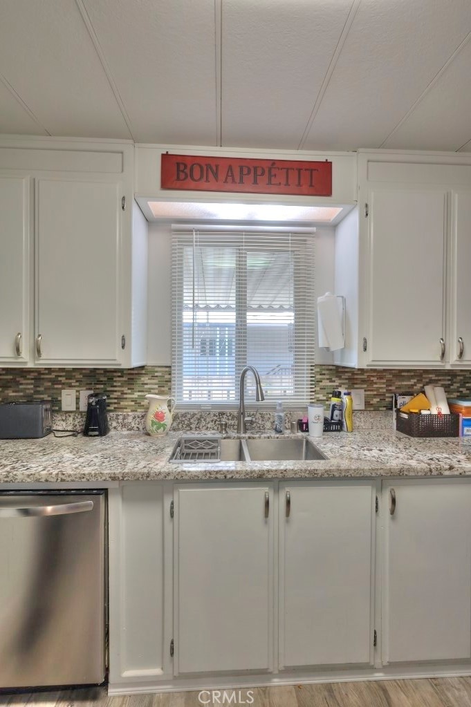 3418 N Waring Way, Denair, CA 95316