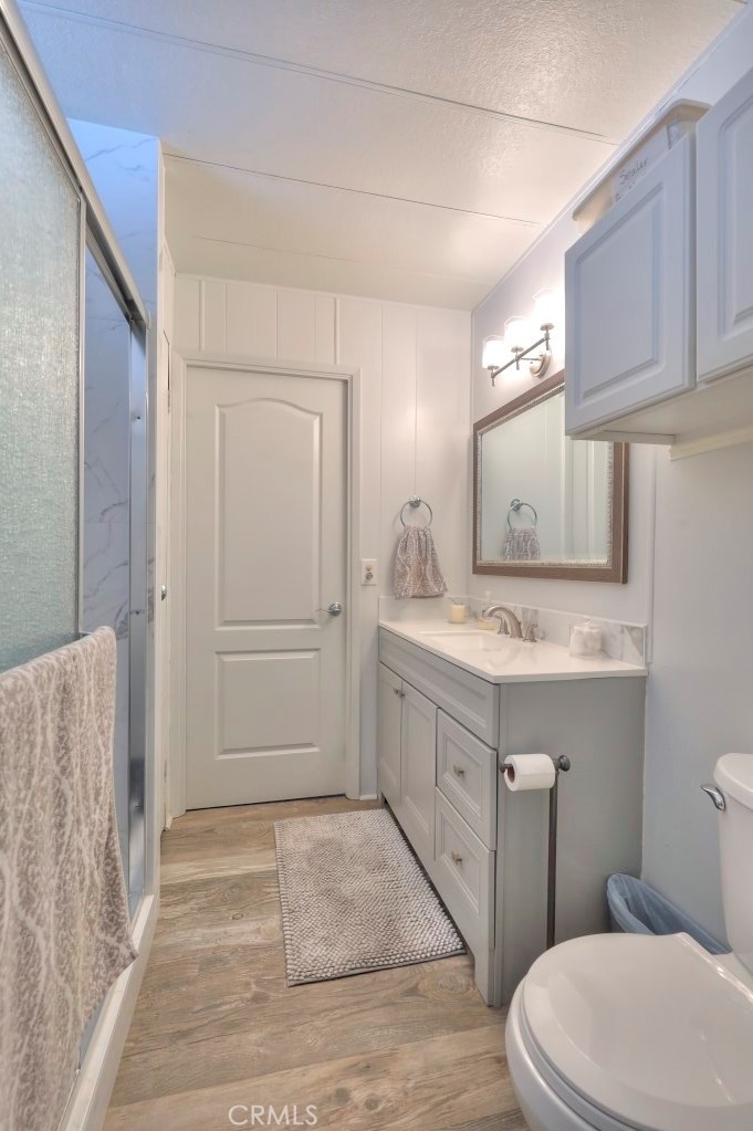 3418 N Waring Way, Denair, CA 95316