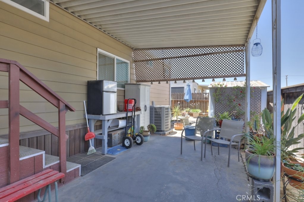 3418 N Waring Way, Denair, CA 95316