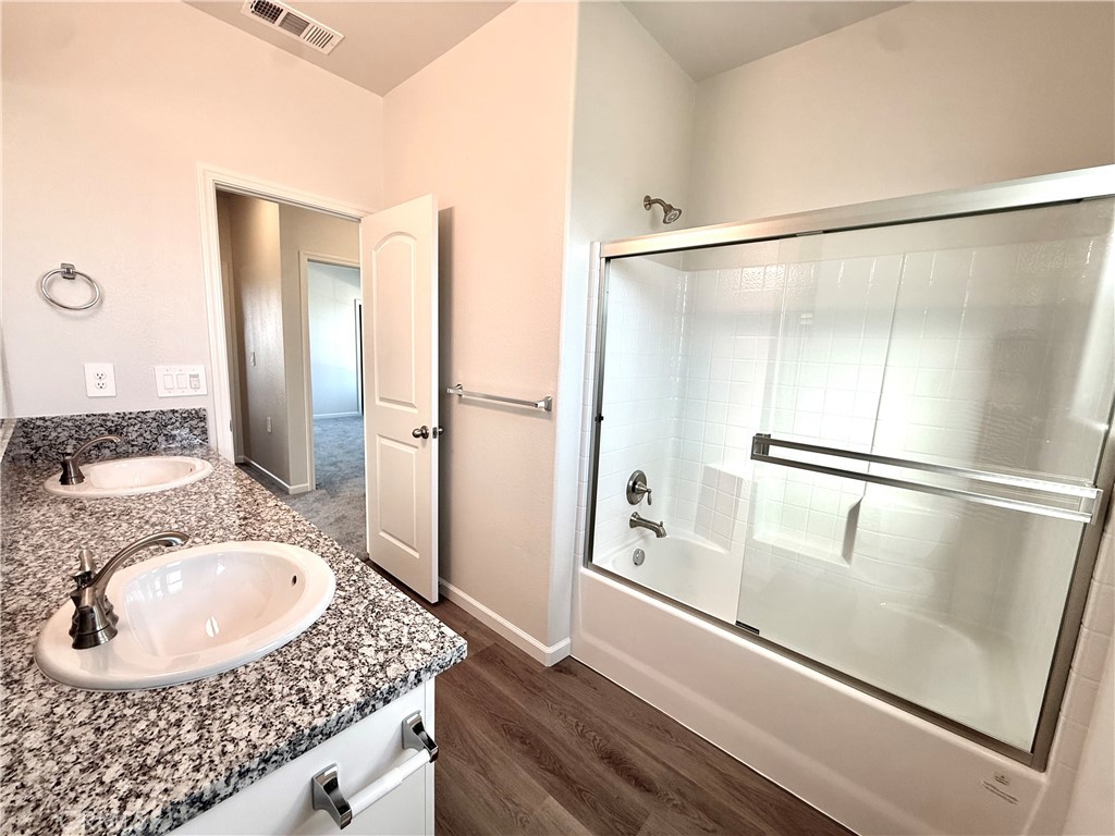 444 Oleander Ct, Chowchilla, CA 93610