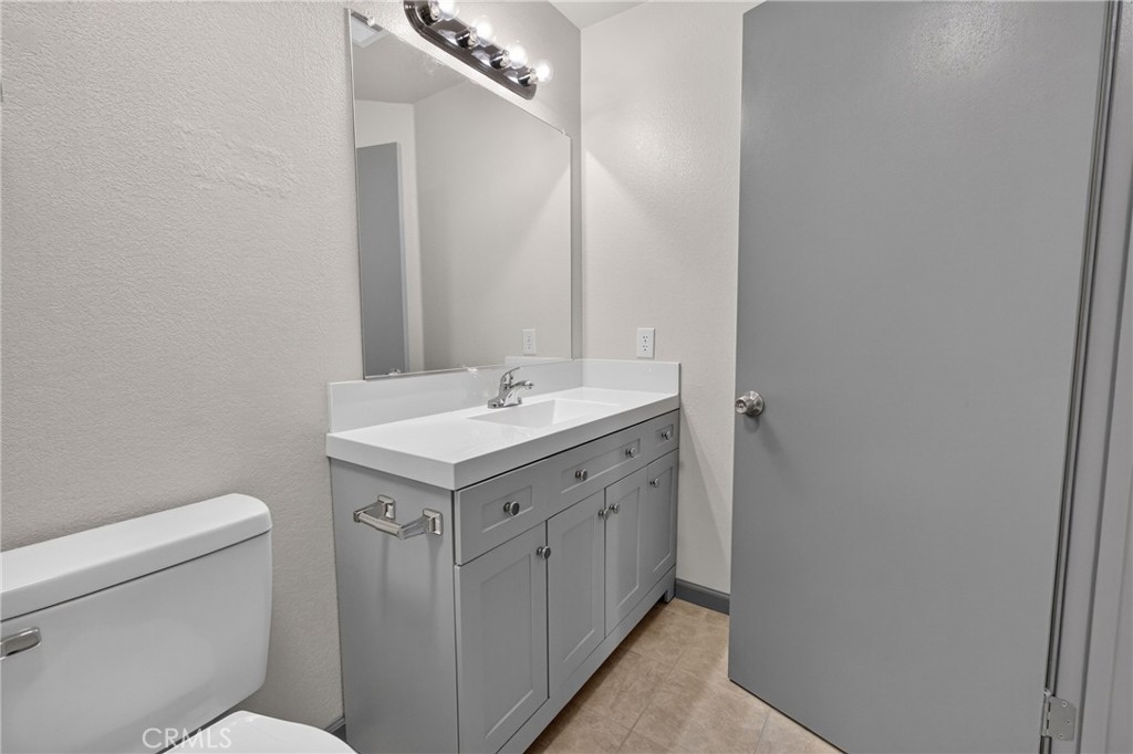 413 El Portal Ct, Merced, CA 95348