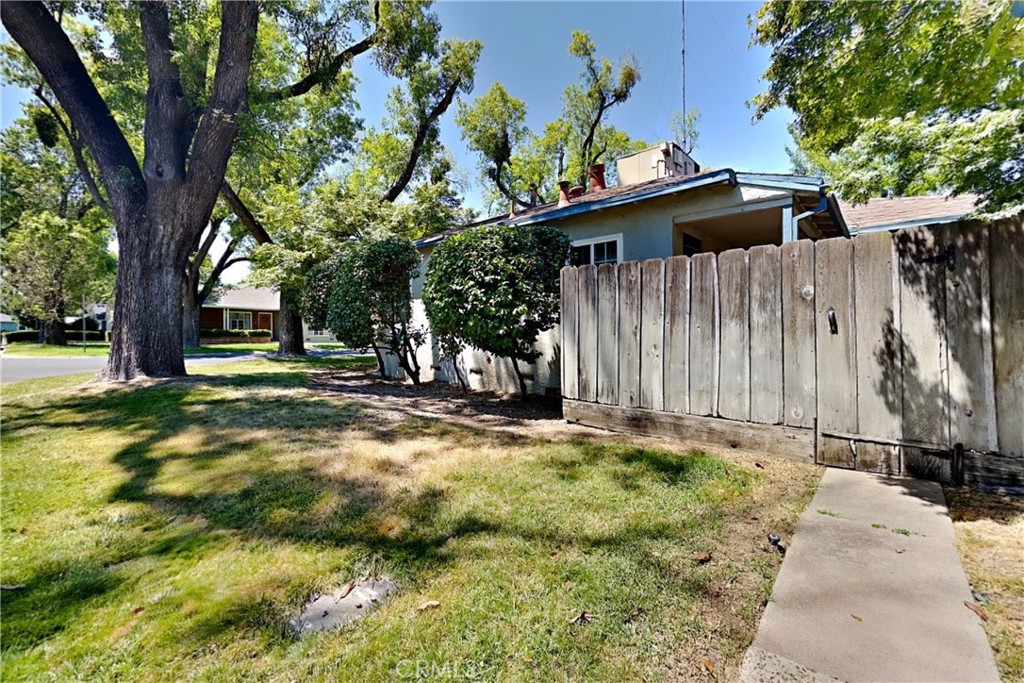 623 Chabot, Modesto, CA 95354
