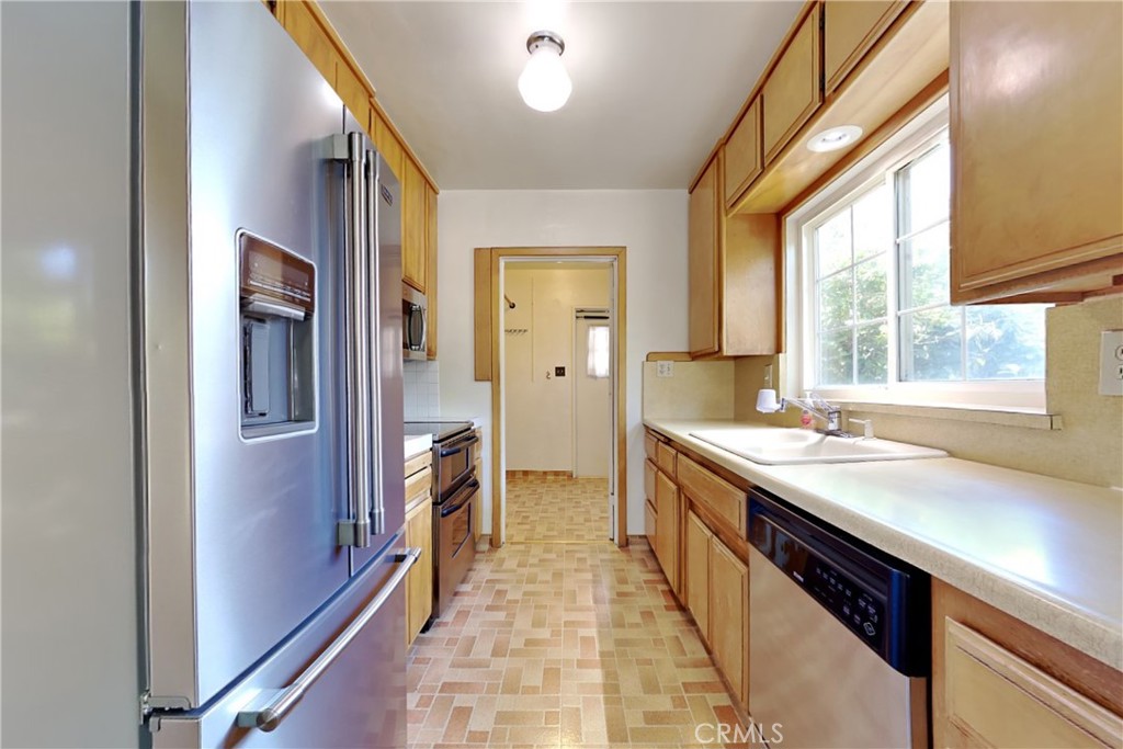 623 Chabot, Modesto, CA 95354