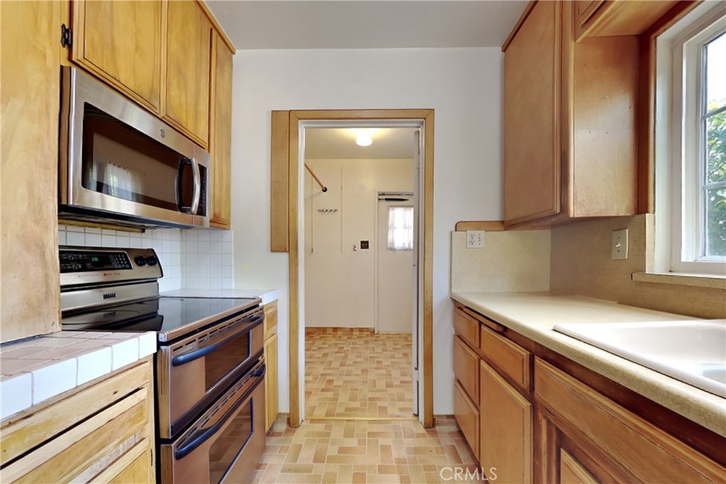 623 Chabot, Modesto, CA 95354