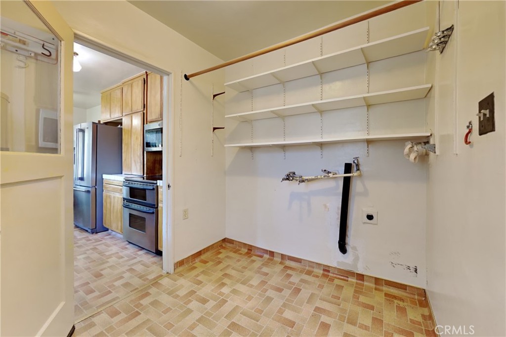 623 Chabot, Modesto, CA 95354