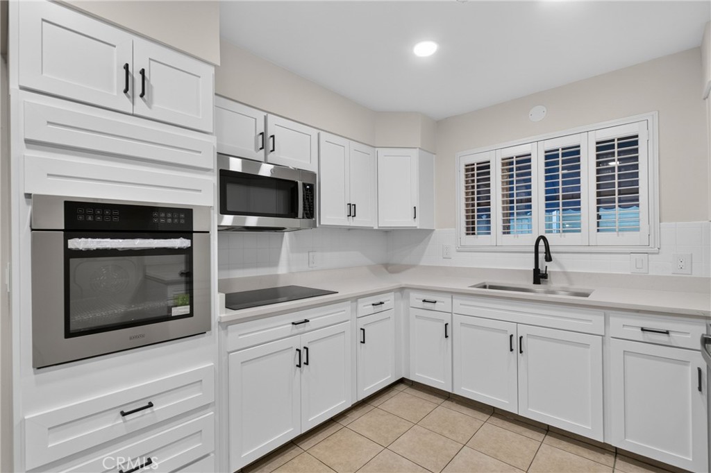 902 Granada, Los Banos, CA 93635