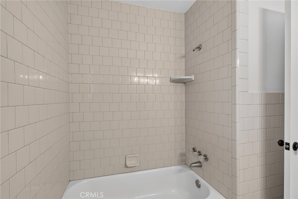902 Granada, Los Banos, CA 93635