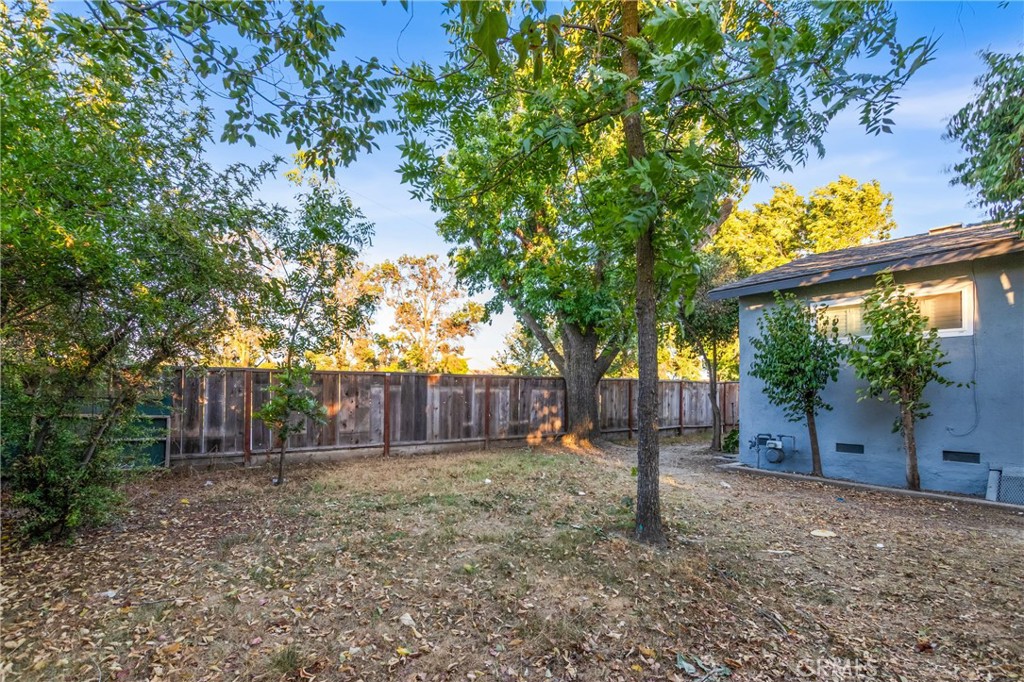 902 Granada, Los Banos, CA 93635