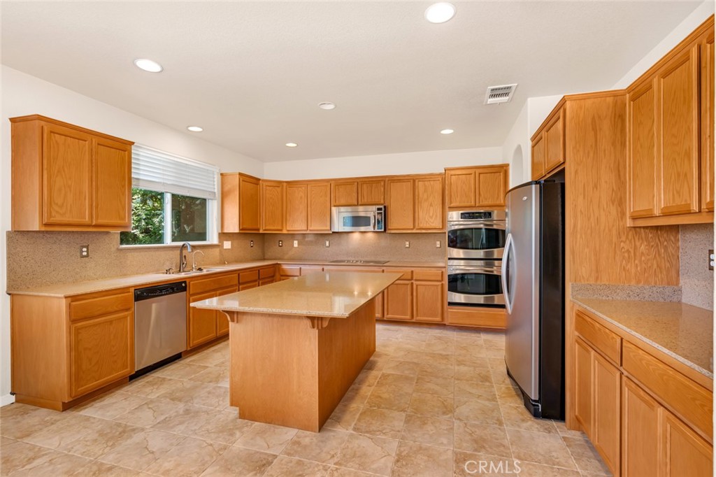 3961 Wellington, Turlock, CA 95382