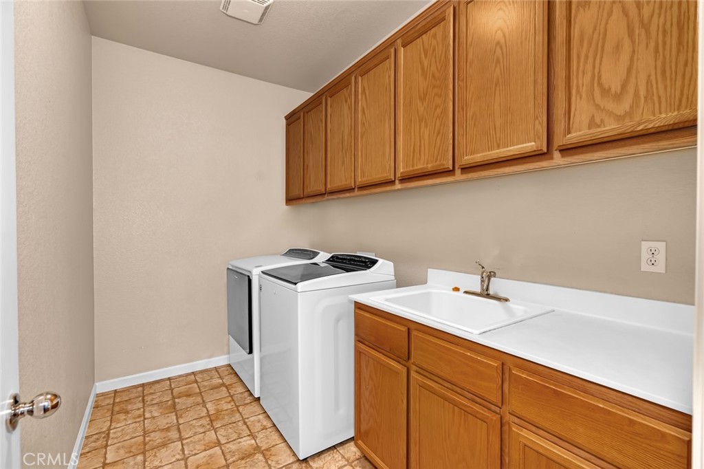 3961 Wellington, Turlock, CA 95382