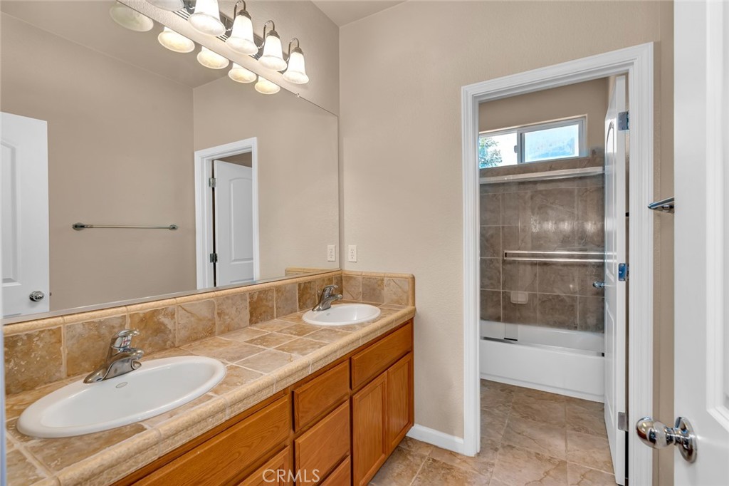 3961 Wellington, Turlock, CA 95382
