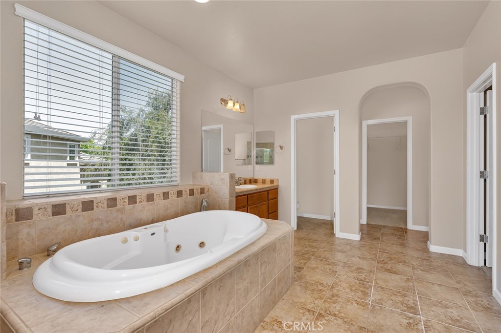 3961 Wellington, Turlock, CA 95382