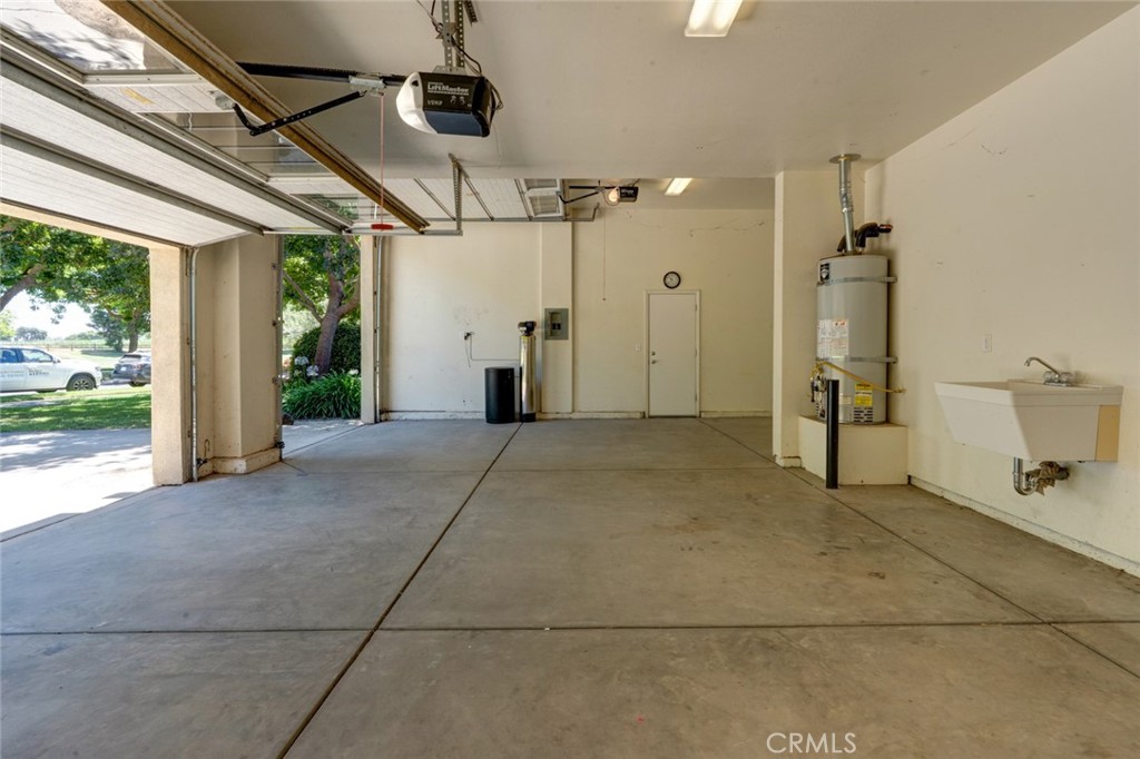 3961 Wellington, Turlock, CA 95382