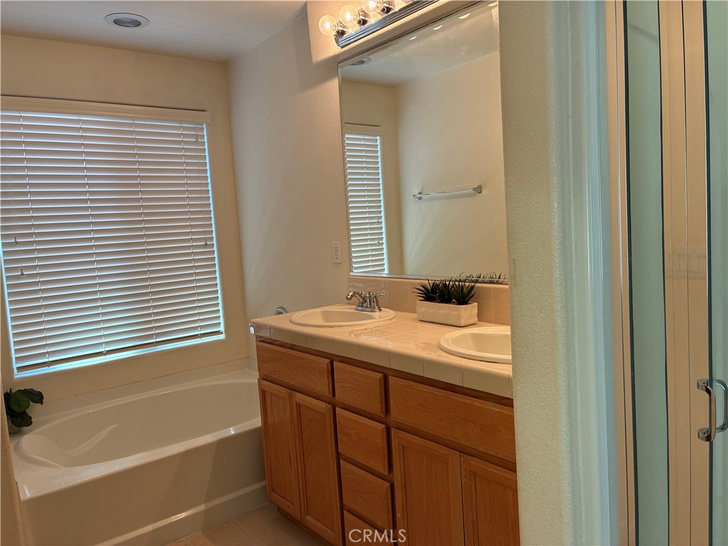4208 Berryesa, Merced, CA 95348