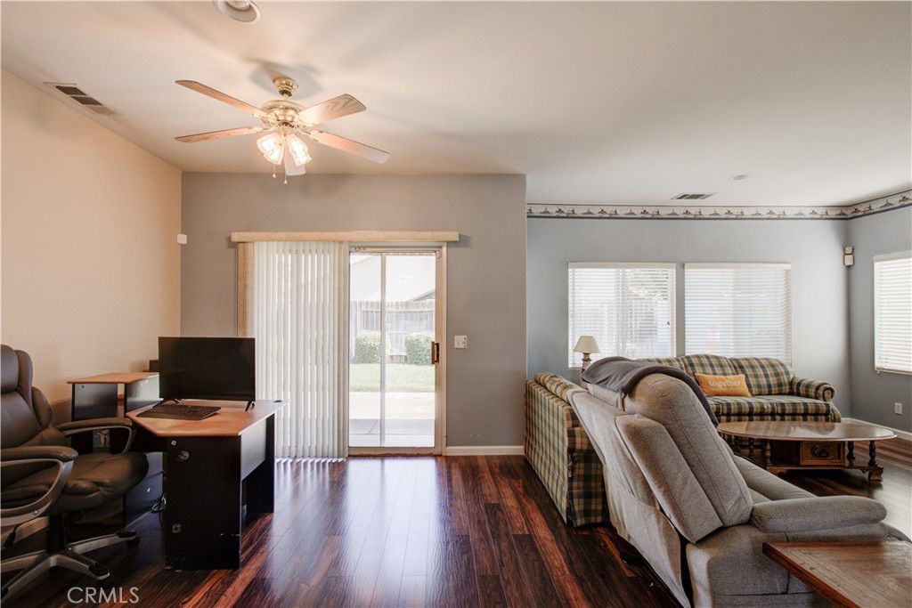 1813 Woodland Hills Dr, Atwater, CA 95301