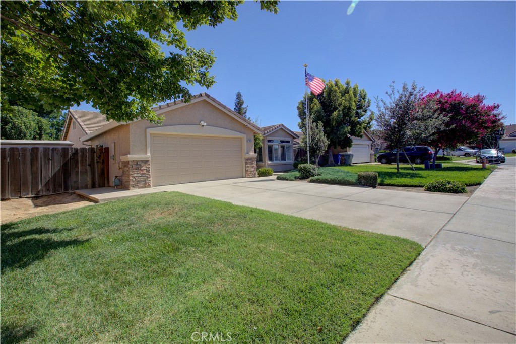 1813 Woodland Hills Dr, Atwater, CA 95301