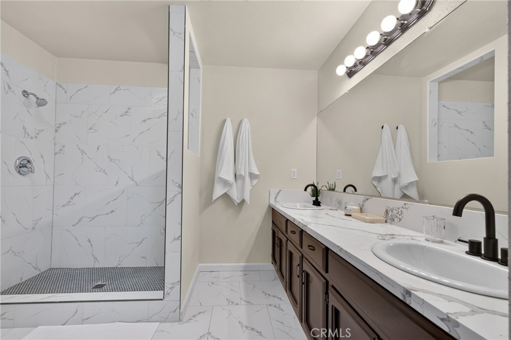 2731 Yosemite Ct, Atwater, CA 95301