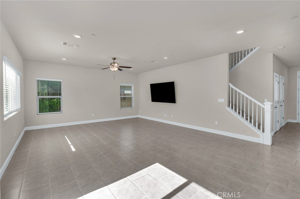 3774 Magellan, Merced, CA 95340