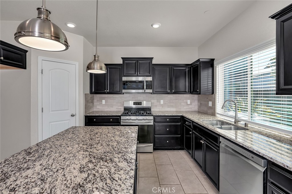 3774 Magellan, Merced, CA 95340