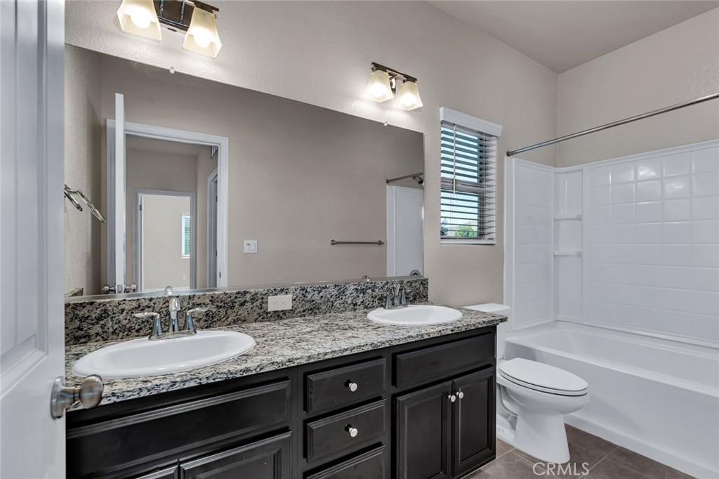 3774 Magellan, Merced, CA 95340