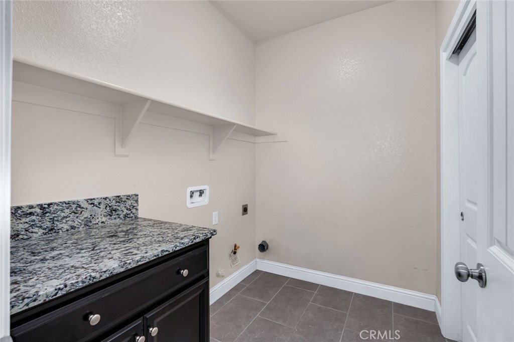 3774 Magellan, Merced, CA 95340