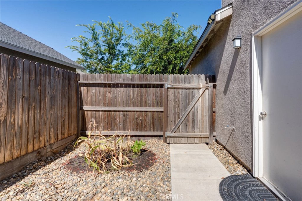 3774 Magellan, Merced, CA 95340
