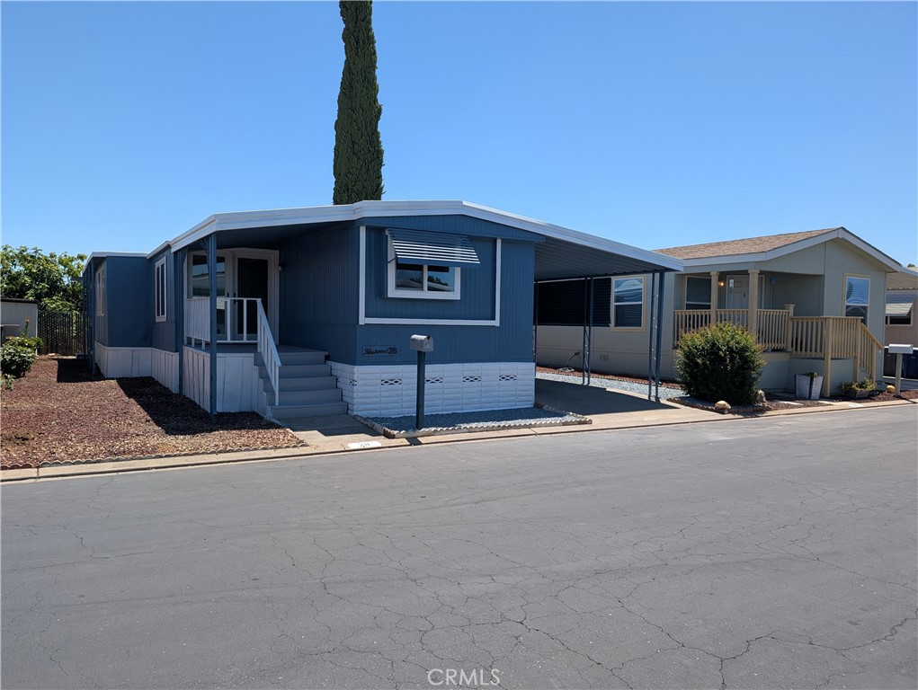 2240 Golden Oak Ln #28, Merced, CA 95341