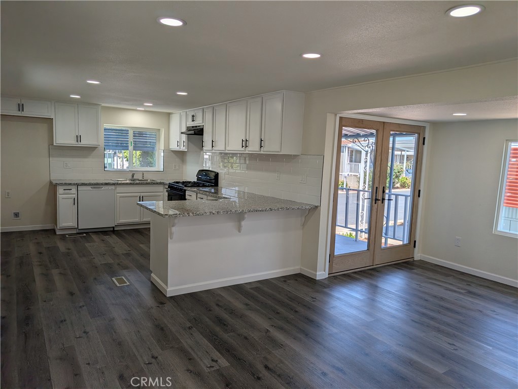 2240 Golden Oak Ln #28, Merced, CA 95341