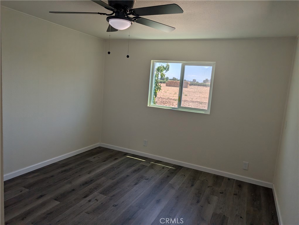 2240 Golden Oak Ln #28, Merced, CA 95341