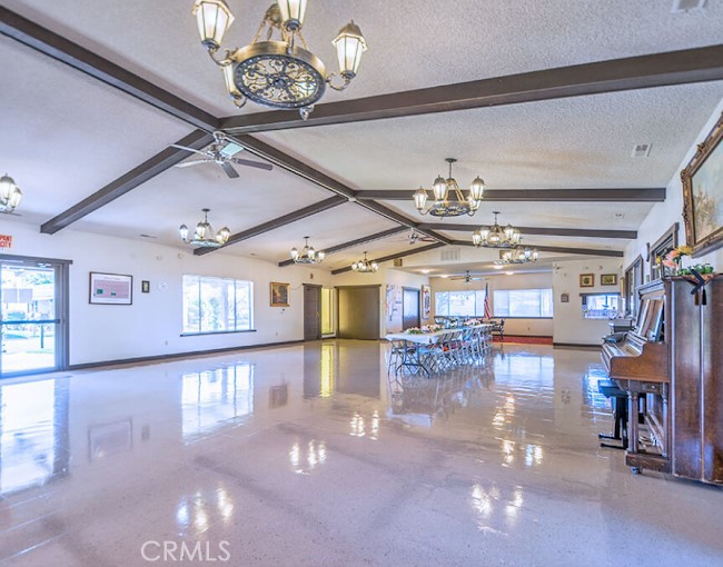 2240 Golden Oak Ln #28, Merced, CA 95341