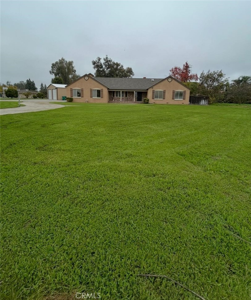 2524 B And B, Merced, CA 95348