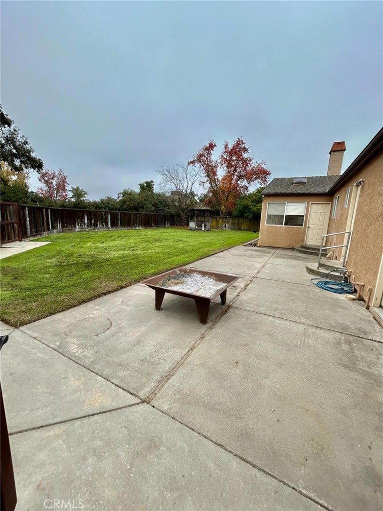 2524 B And B, Merced, CA 95348