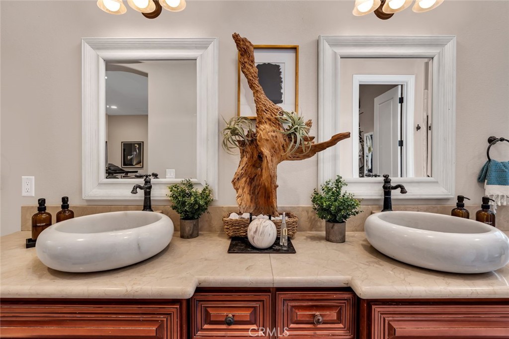6190 Country Club, Merced, CA 95340