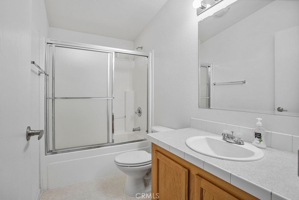 2924 E South Bear Creek, Merced, CA 95348