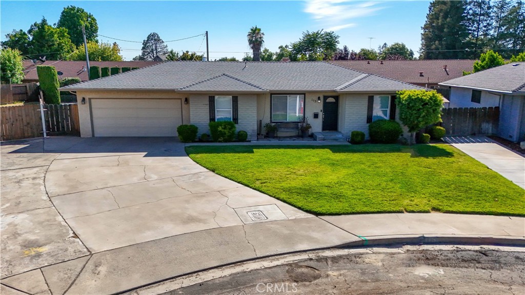 115 Elena Ct, Turlock, CA 95380