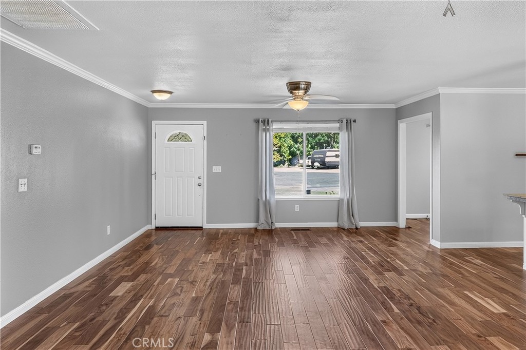 115 Elena Ct, Turlock, CA 95380