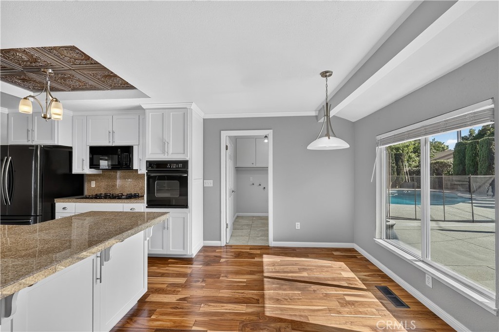 115 Elena Ct, Turlock, CA 95380