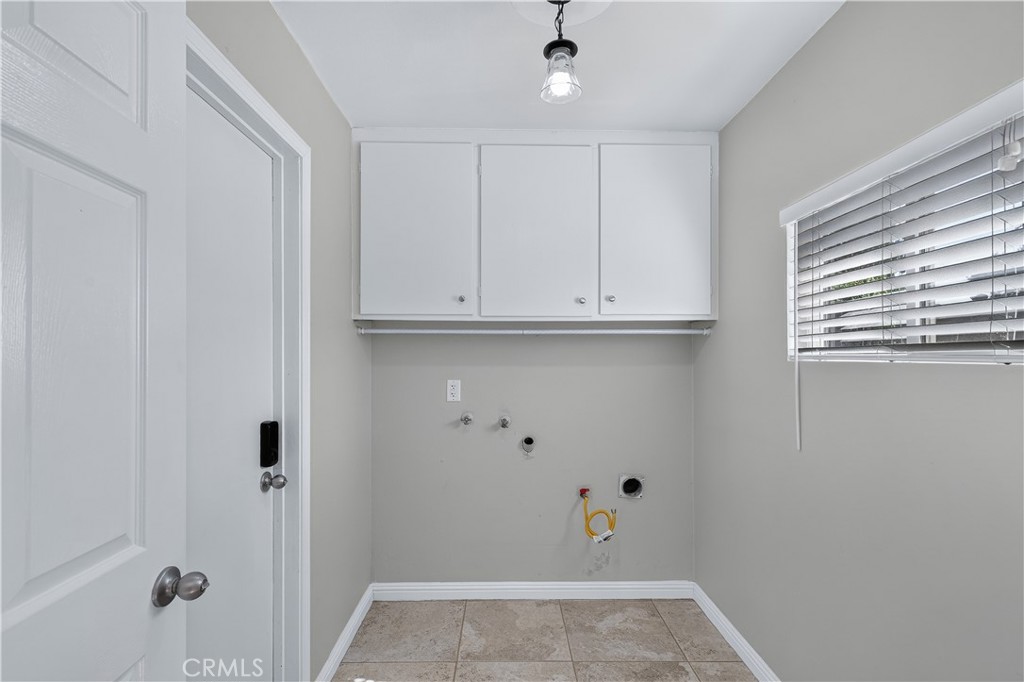 115 Elena Ct, Turlock, CA 95380