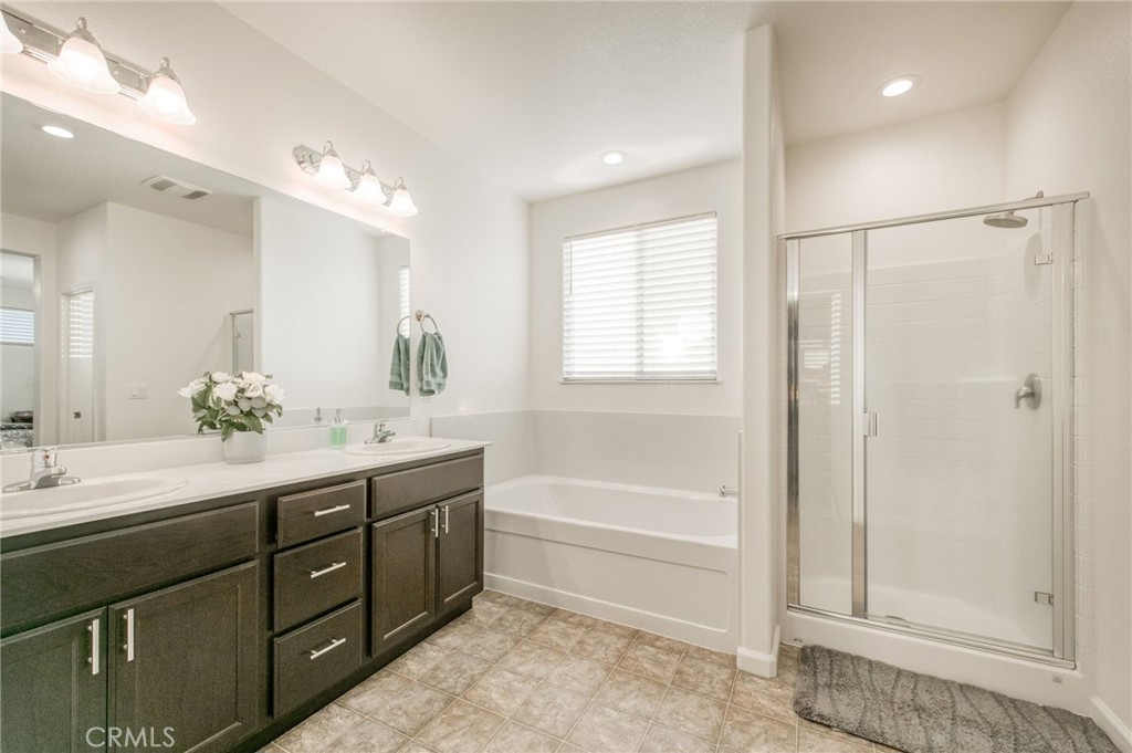 847 Kelsey Ct, Merced, CA 95348
