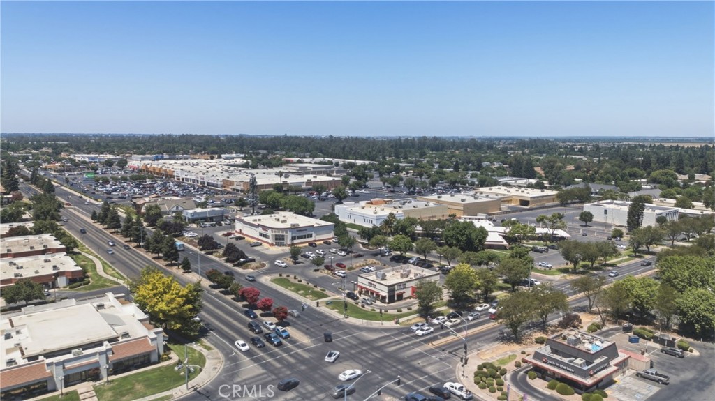 635 Fairfield Dr, Merced, CA 95348
