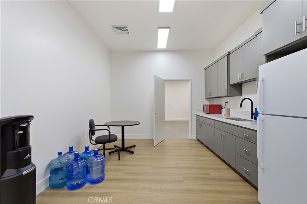 635 Fairfield Dr, Merced, CA 95348