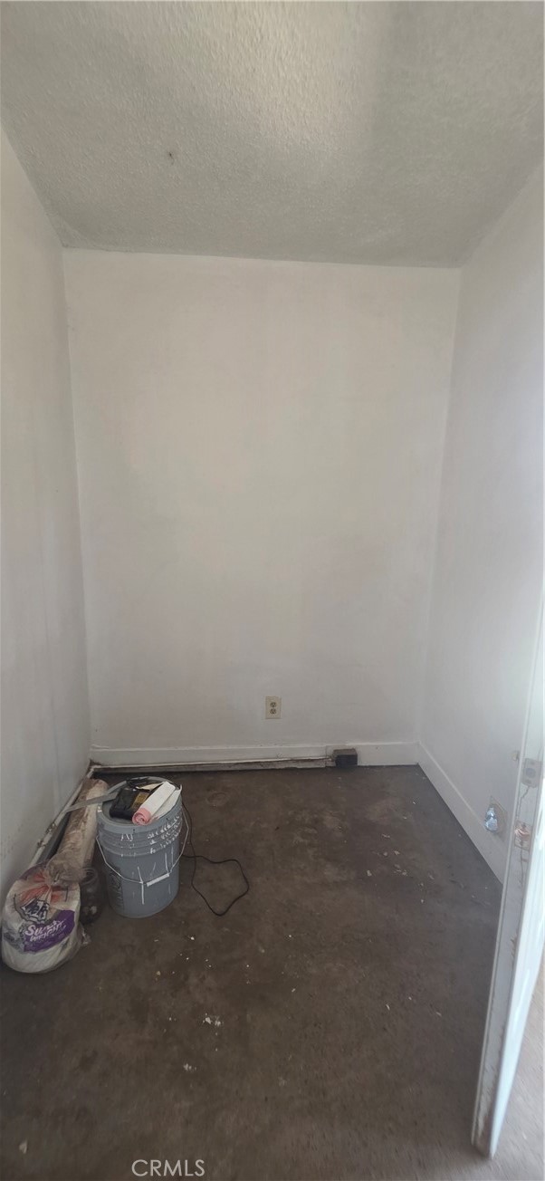 2894 Elm, Merced, CA 95348